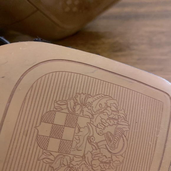 NEW Vince Camuto Shoes 💕 - Picture 9 of 9